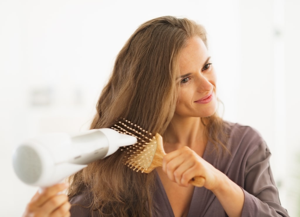 Увлажнение, питание, восстановление волос: в чем разница?